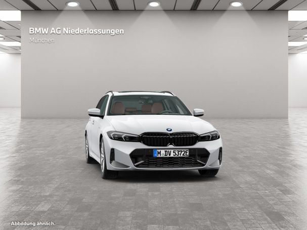 BMW 330 Touring M Sport xDrive 185 kW image number 17