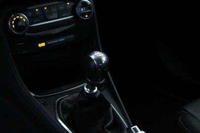 Car image 33