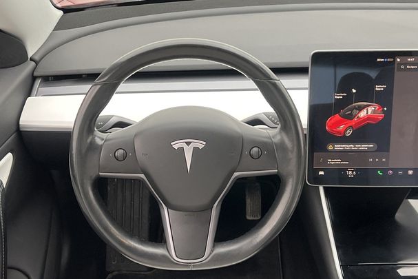 Tesla Model 3 Long Range AWD 324 kW image number 14