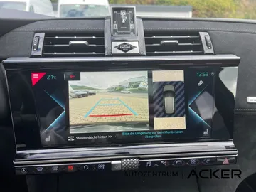 Car image 24