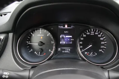 Car image 37