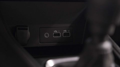 Car image 41