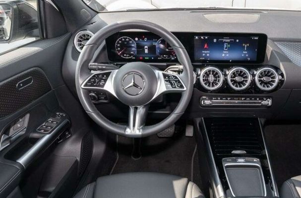 Mercedes-Benz GLA 250 e 160 kW image number 4