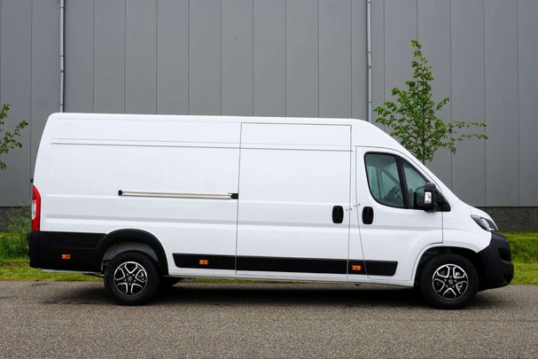 Fiat Ducato 35 L4H2 180 132 kW image number 6