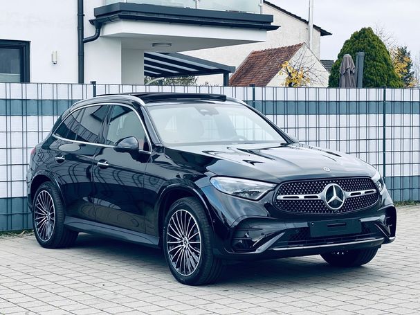 Mercedes-Benz GLC 300 e AMG Premium 4Matic 230 kW image number 23