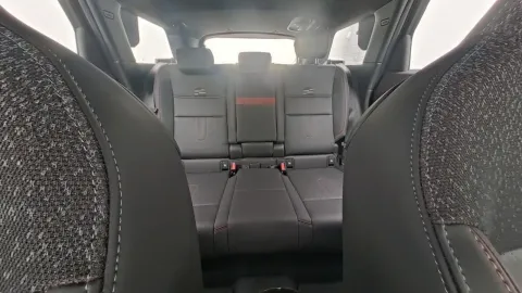 Car image 24