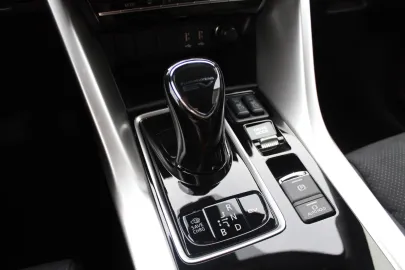 Car image 33