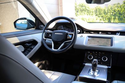 Car image 31