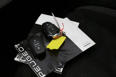 Car image 35