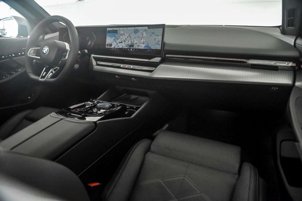 BMW 520i 140 kW image number 20