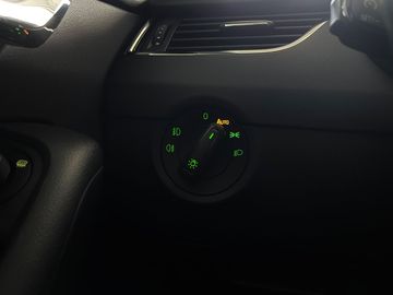 Car image 37