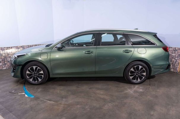 Kia Ceed 1.6 GDI Plug-in Hybrid Vision 104 kW image number 8