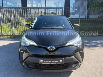 Car image 3