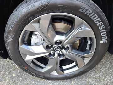 Car image 22