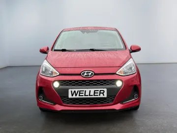 Car image 3