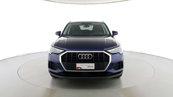 Audi Q3 35 TFSI S tronic Business 110 kW image number 2