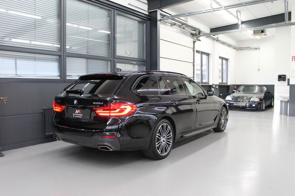 BMW 530d Touring xDrive 195 kW image number 9