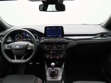 Car image 32