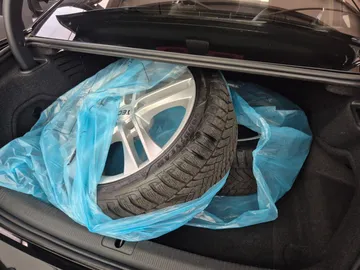 Car image 31