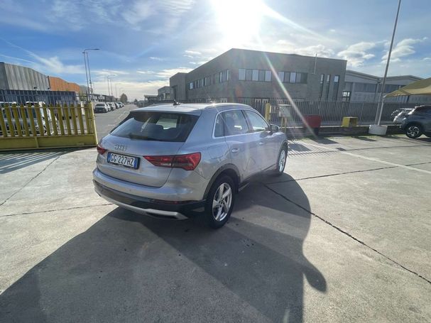 Audi Q3 35 TDI S tronic Advanced Business 110 kW image number 4