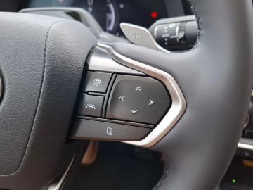 Car image 33