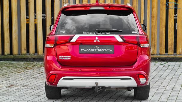 Mitsubishi Outlander 2.4 Plug-In Hybrid Plus 4WD 165 kW image number 16