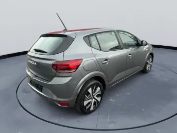 Car image 5