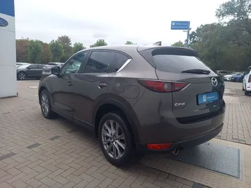 Car image 28