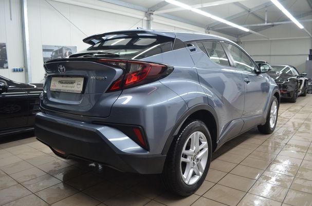 Toyota C-HR 1.8 Hybrid 90 kW image number 16