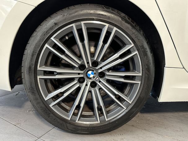 BMW 330i Touring 190 kW image number 5