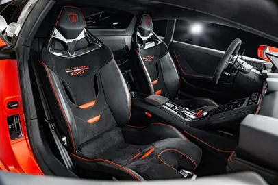 Car image 24