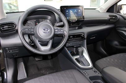 Car image 11