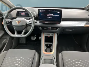 Car image 21