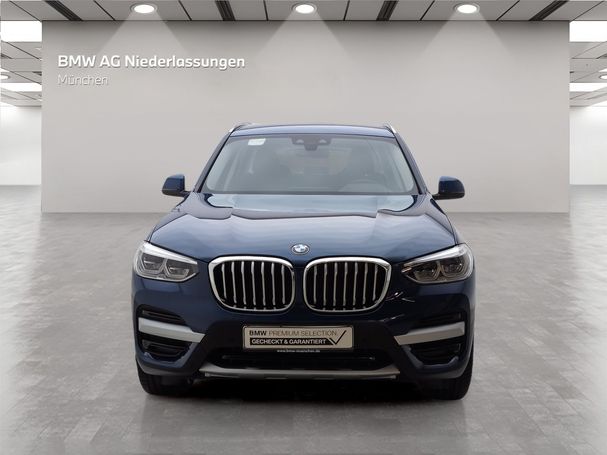 BMW X3 xDrive30e 215 kW image number 2