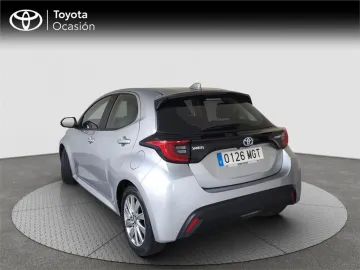 Car image 2