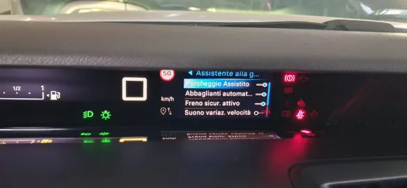 Car image 27