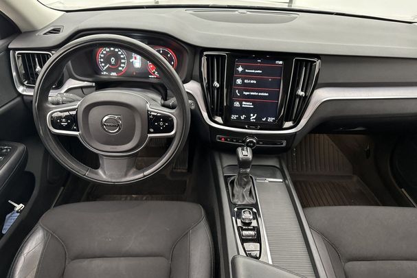 Volvo V60 Cross Country D4 AWD 140 kW image number 22