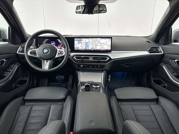 BMW 330 e 215 kW image number 7