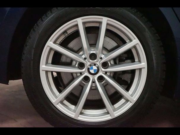 BMW 330e M 215 kW image number 5