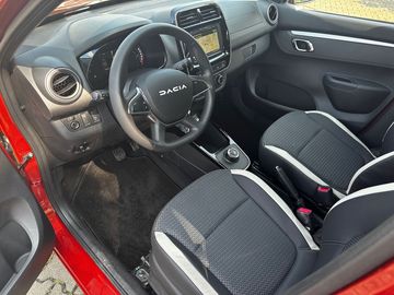 Car image 30