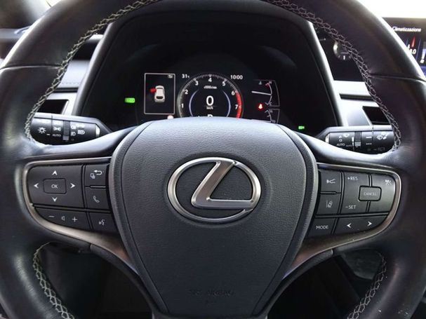 Lexus UX 250h 135 kW image number 15