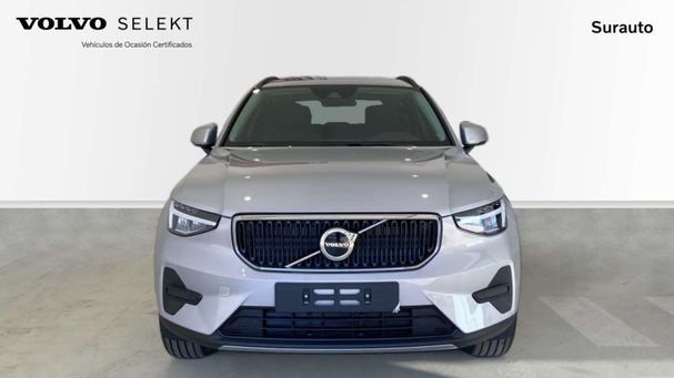 Volvo XC40 B3 Essential 120 kW image number 2