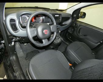 Car image 11