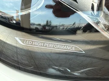 Car image 29