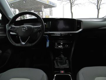 Car image 9