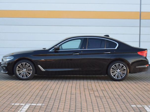 BMW 520i 135 kW image number 6