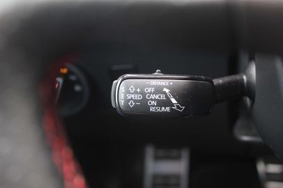 Car image 33