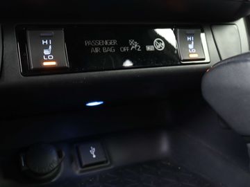 Car image 33