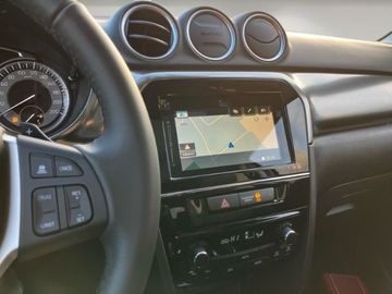 Car image 10