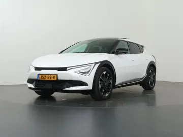 Car image 38
